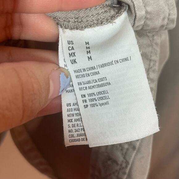 American Eagle Button Down Shirt Women's Size Medium Taupe Boyfriend Fit Washed - Picture 6 of 6